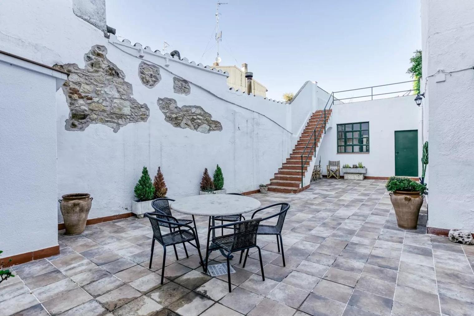 Can Mateuet - House Rental By Season Ягостера Екстериор снимка
